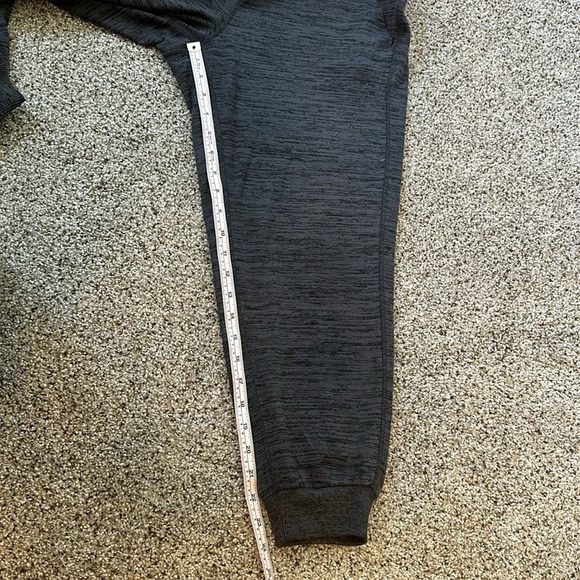 ATHLETA Cropped Space Dye Joggers, Size Small - Picture 7 of 7